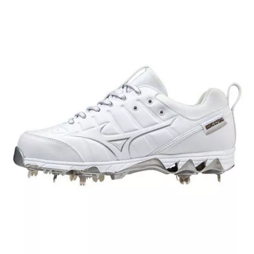 Women's Mizuno 9-Swift 7 Low Metal Softball Cleats 4 Women's Mizuno 9-Swift 7 Low Metal Softball Cleats - Image 4